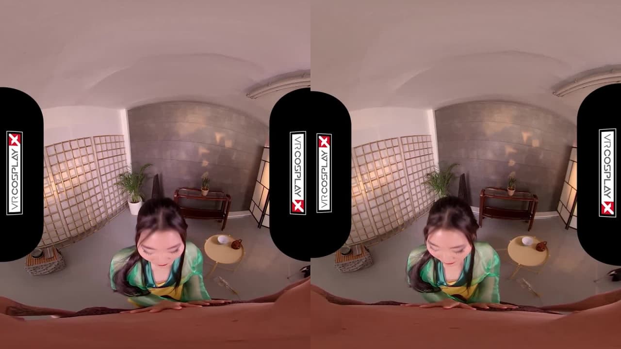Un porno VR d'une asiate prise en levrette