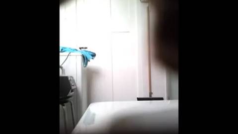 Spycam sous la douche